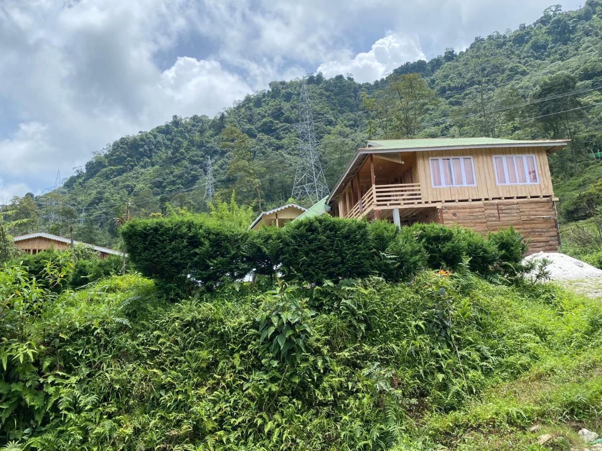 Log Cabin In The Woods Acomodação com café da manhã Gangtok Exterior foto