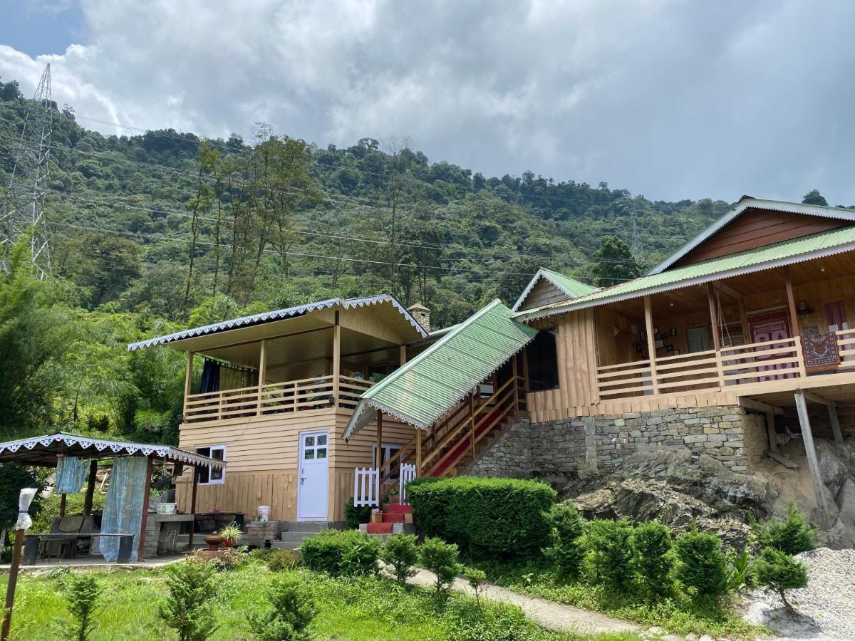 Log Cabin In The Woods Acomodação com café da manhã Gangtok Exterior foto