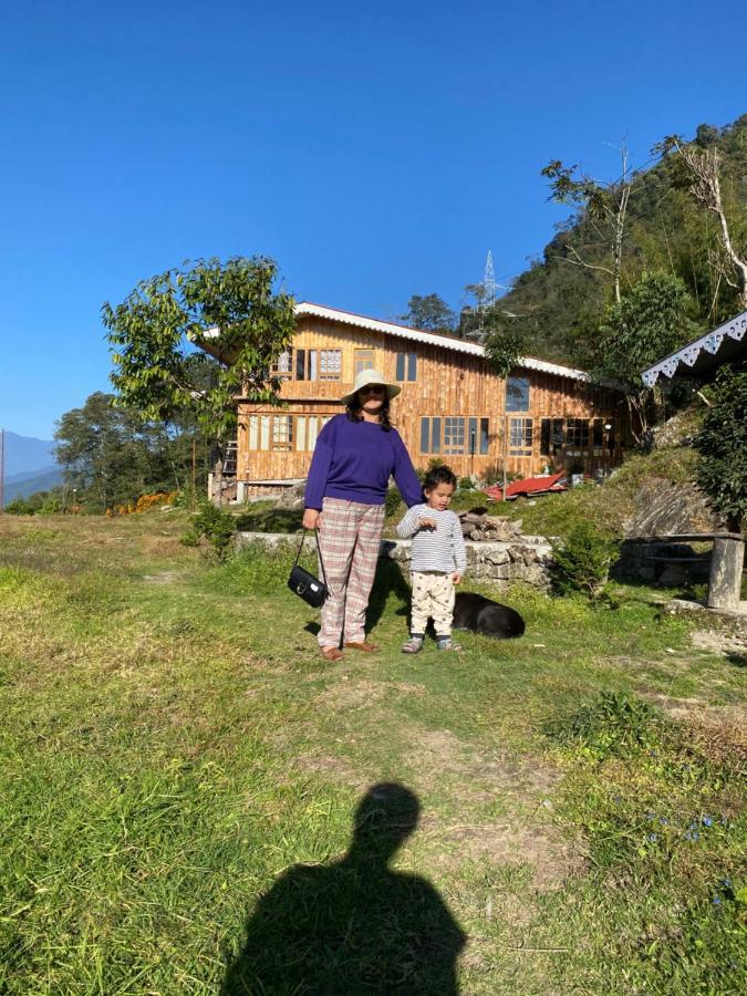Log Cabin In The Woods Acomodação com café da manhã Gangtok Exterior foto